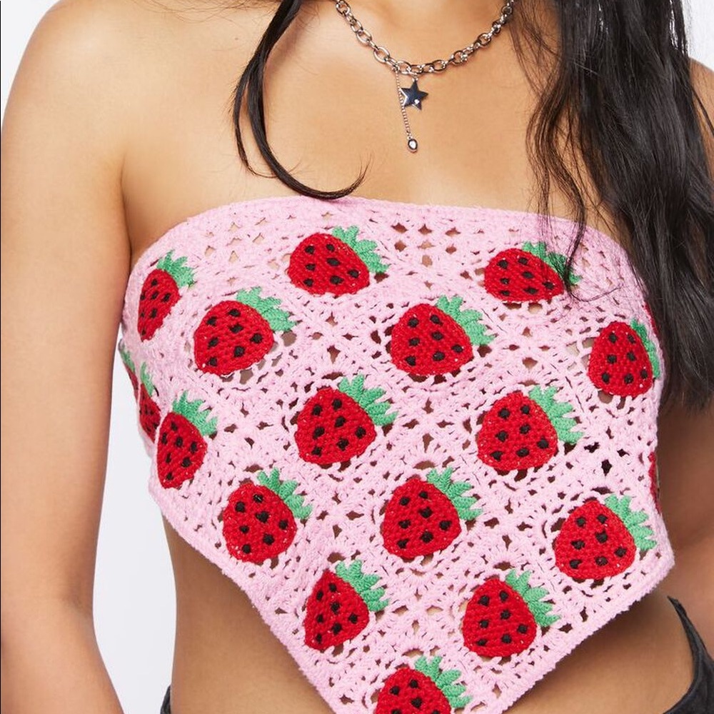 Forever 21 women’s strawberry crochet crop top
